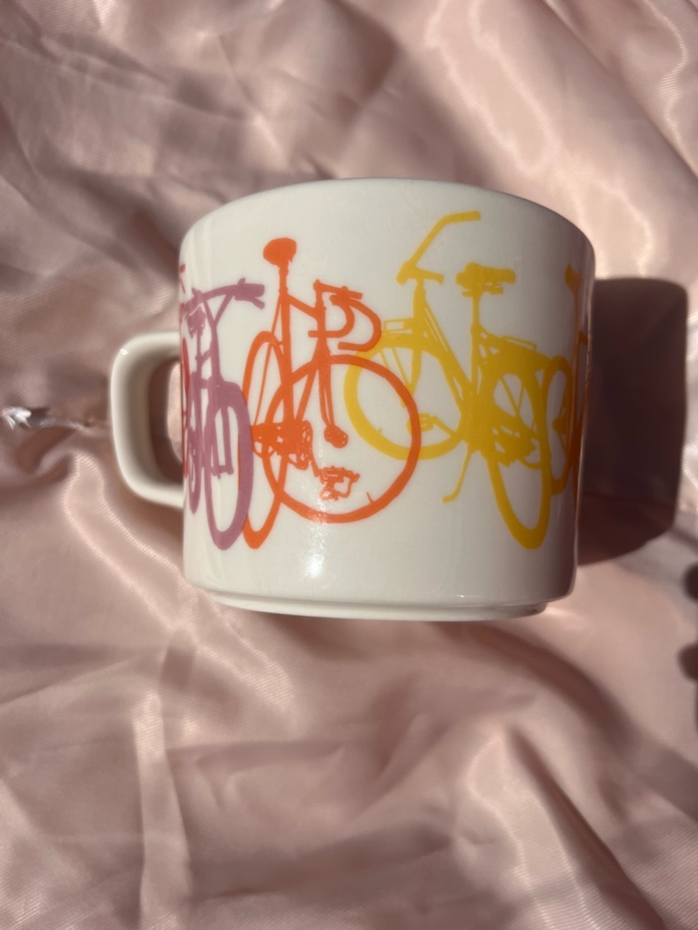 FISHS EDDY Artist TALIAH LEMPERT Rainbow BICYCLE Bike COFFEE Mug